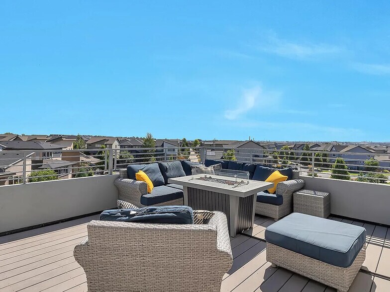 Building Photo - 1962 W 67th Pl