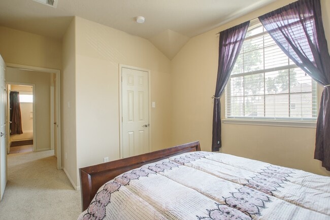 Building Photo - 166 Tortoise Creek Way