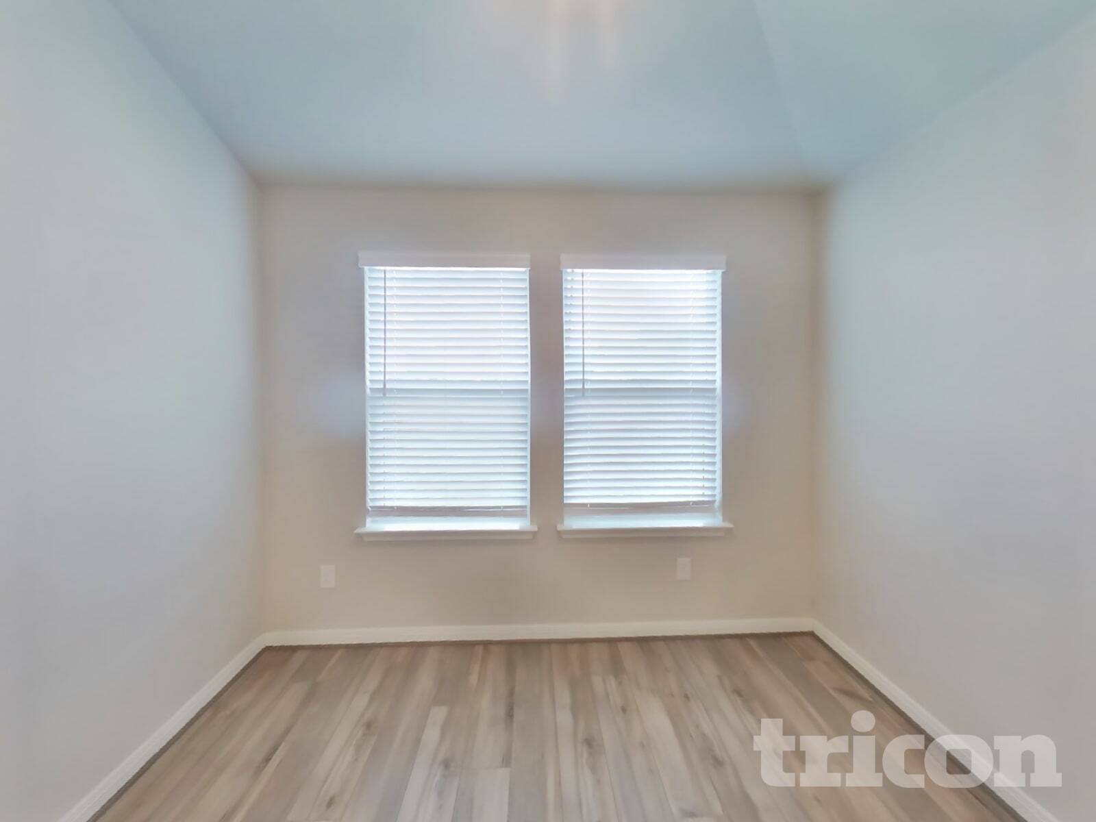 Building Photo - 13538 Paxton Blvd