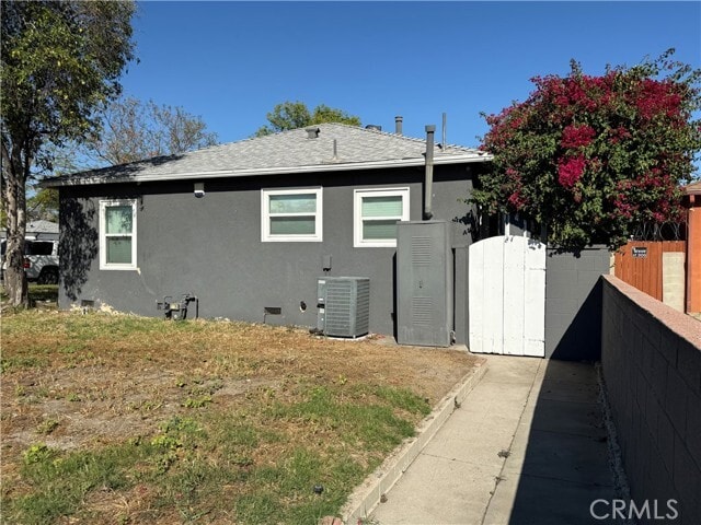 Building Photo - 7358 Riverton Ave