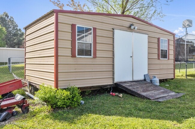 Building Photo - 15792 Texas Ave