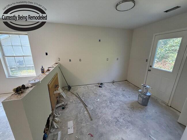 Building Photo - 1709 Hanover Blvd