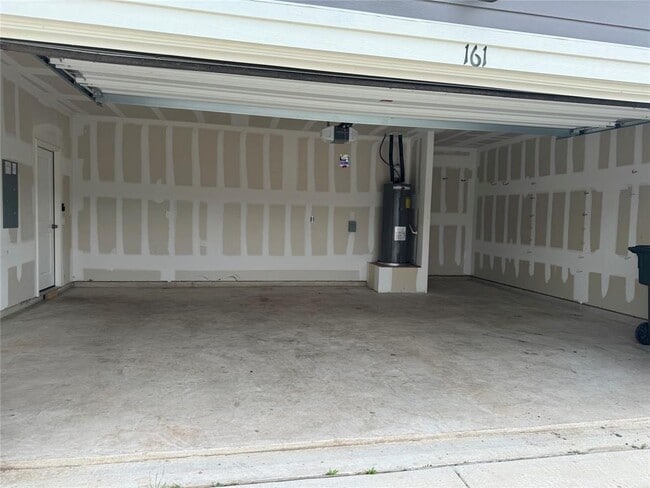 Building Photo - 161 Satsuma Ln