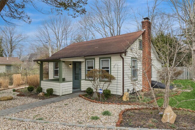 Building Photo - 424 Main St