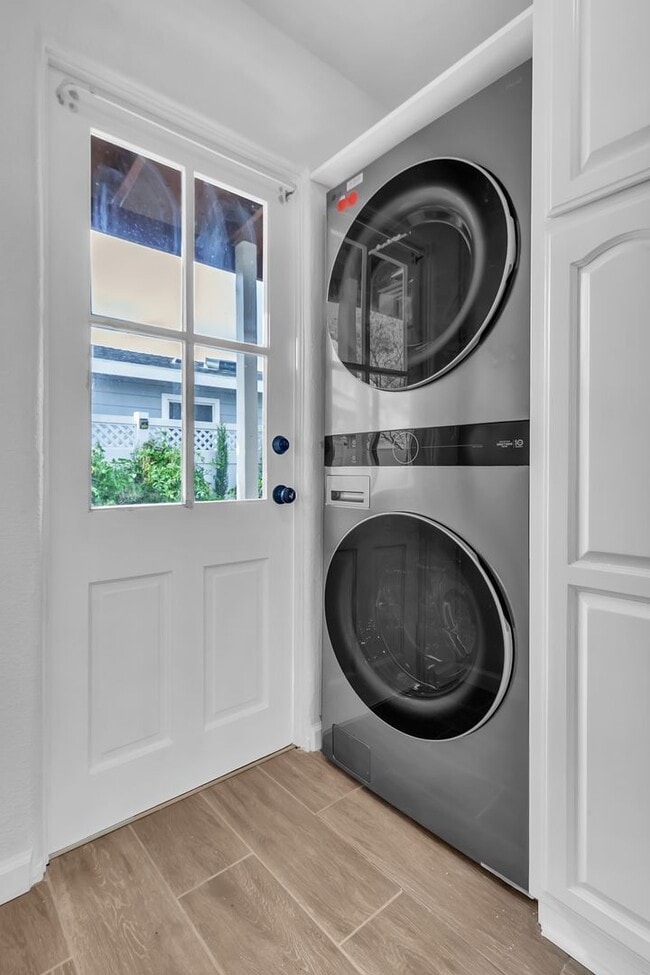 Building Photo - 8549 5th St