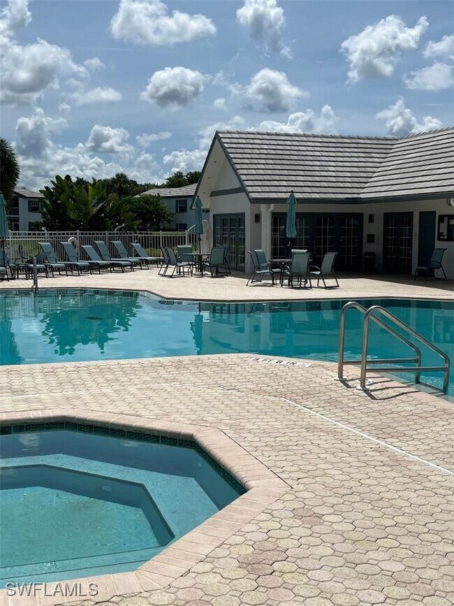 Building Photo - 853 Tanbark Dr