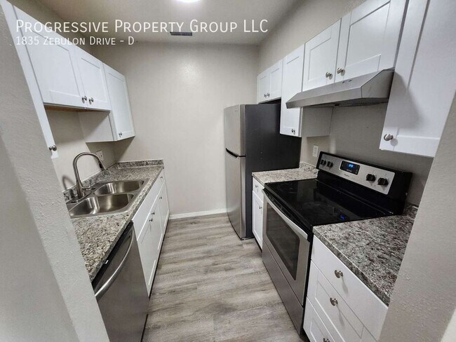 Building Photo - 1835 Zebulon Dr