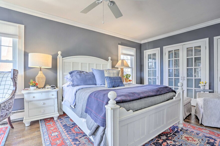 Building Photo - 257 Elm Ave