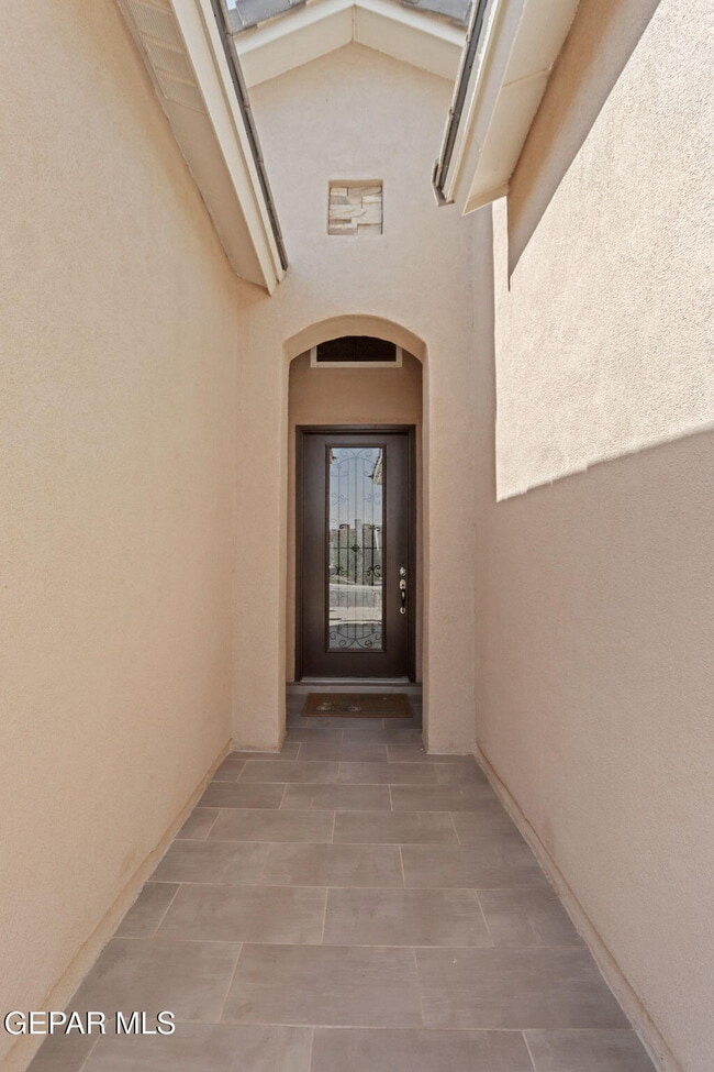 Building Photo - 12364 Desert Dove Ave