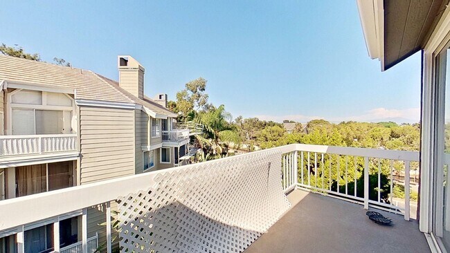 Building Photo - 20251 Cape Coral Ln