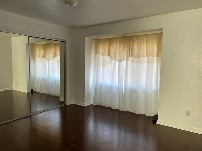 Building Photo - 4063 Elmo Loop