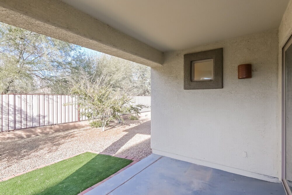 Building Photo - 12575 N Cottonseed Ln