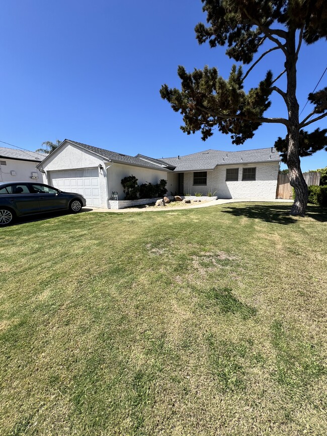Primary Photo - 6850 Clara Lee Ave