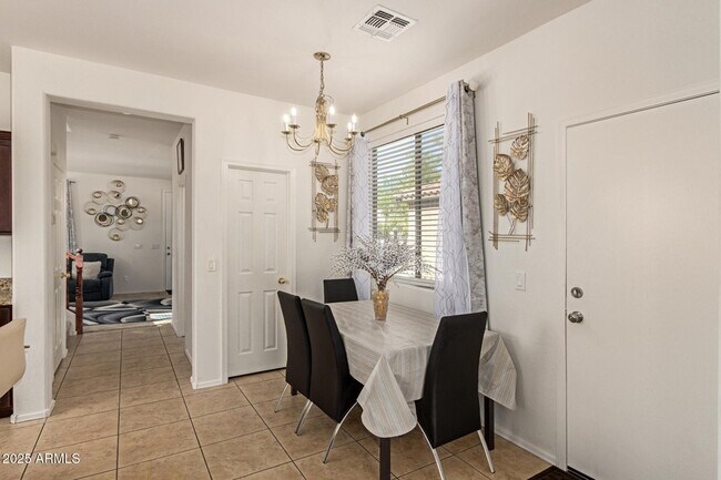 Building Photo - 11849 N 147th Dr