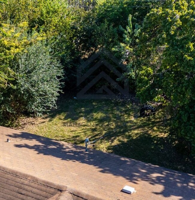 Building Photo - Charming 5 Bedroom Rent to Own Home!!