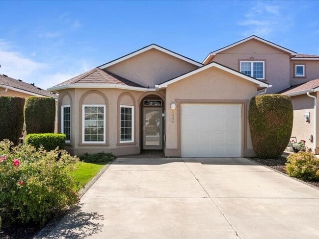 Primary Photo - 9604 Mia Ln