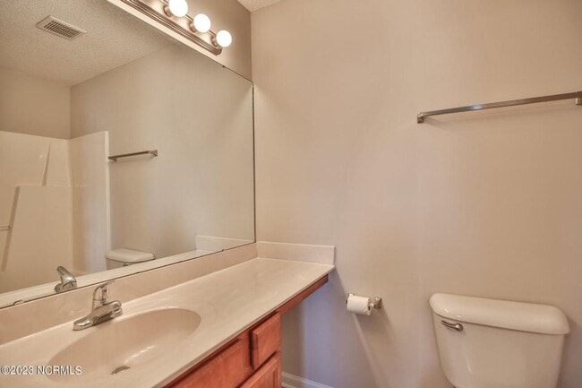 Building Photo - 4001 Banister Loop