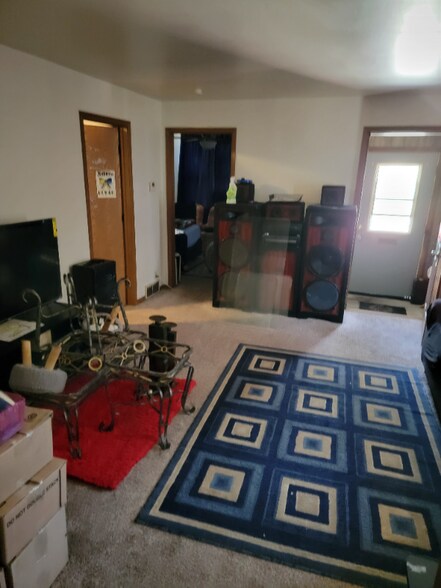 Building Photo - 1018 N 9th St