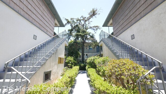 Building Photo - 2151 Chatsworth Blvd