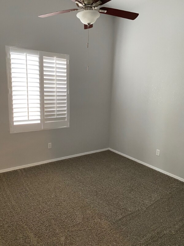 Building Photo - 3358 E Wickieup Ln