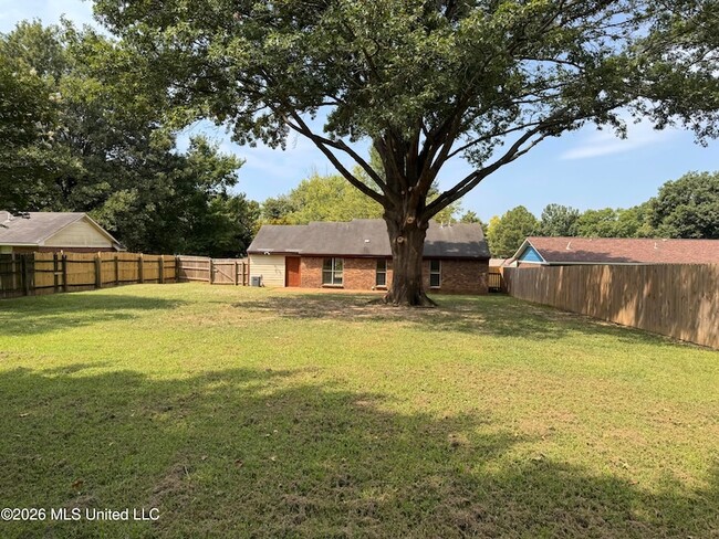 Building Photo - 6270 Shady Glen Cove