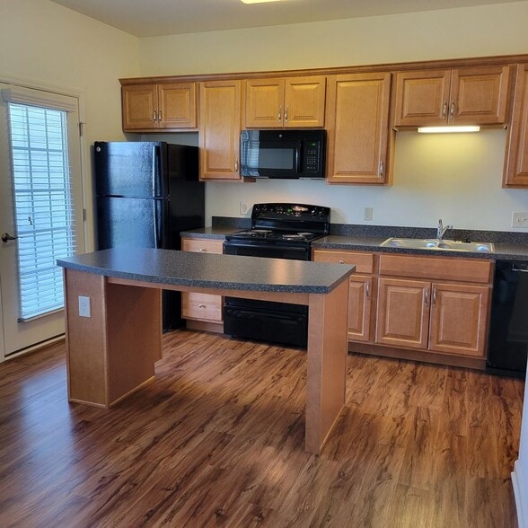 Building Photo - Sutherland Village