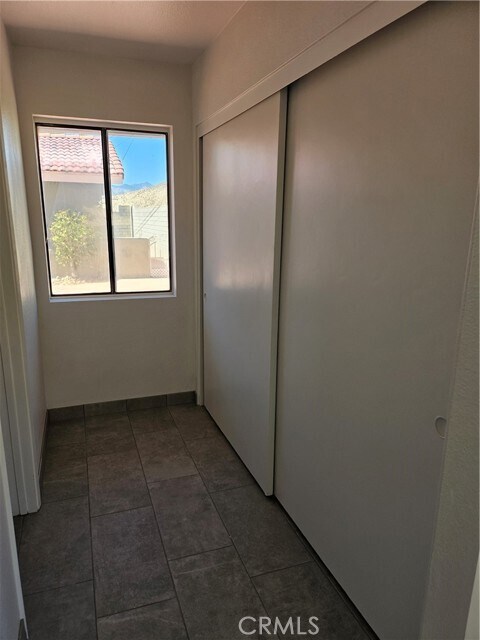 Building Photo - 9041 Puesta Del Sol