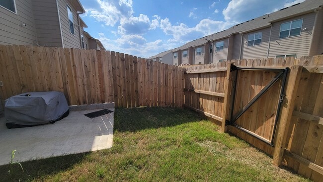 Building Photo - 6372 Princeton Ridge Dr