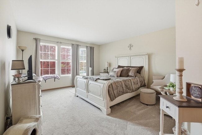 Building Photo - 315 Ogden Falls Blvd