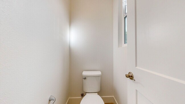 Building Photo - 2782 Sassy St