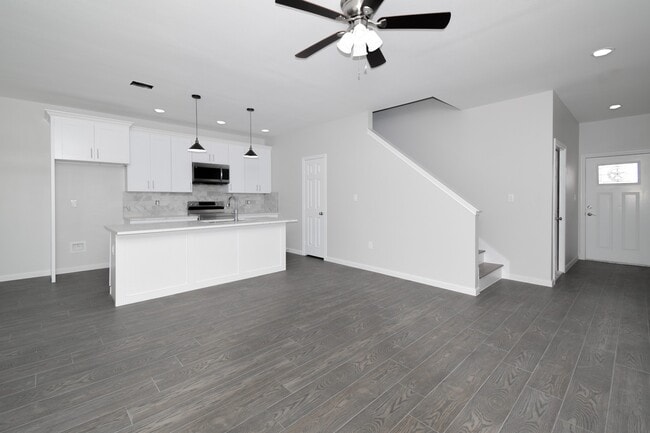 Building Photo - 4719 19th St