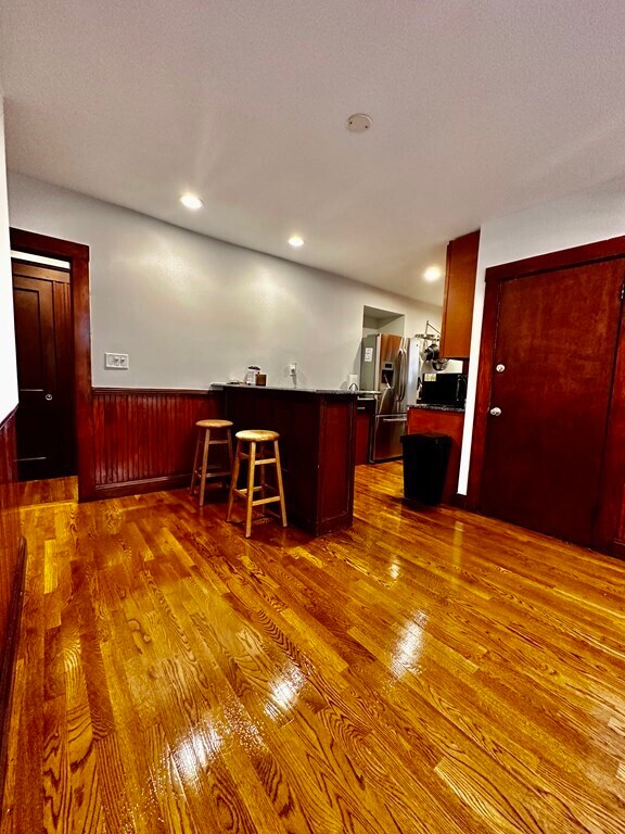 Building Photo - 2 Blakeville St