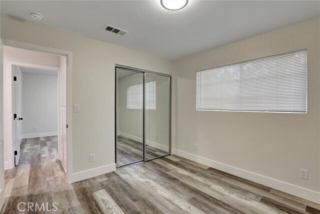 Building Photo - 402 E Glendale Dr