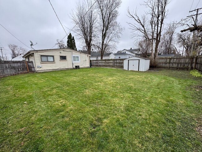 Building Photo - 3 bedroom Ferndale ranch