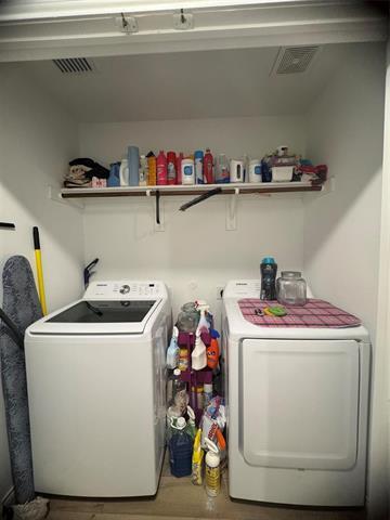 Building Photo - 612 Dashwood Dr