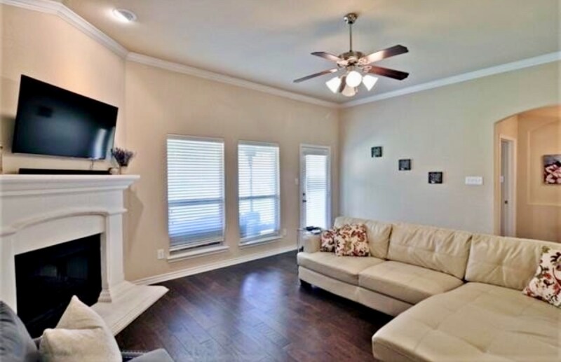 Building Photo - 6124 Amberjack Trail