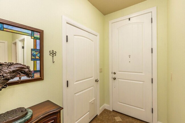 Building Photo - Beautiful 3 bed 2 bath Home!