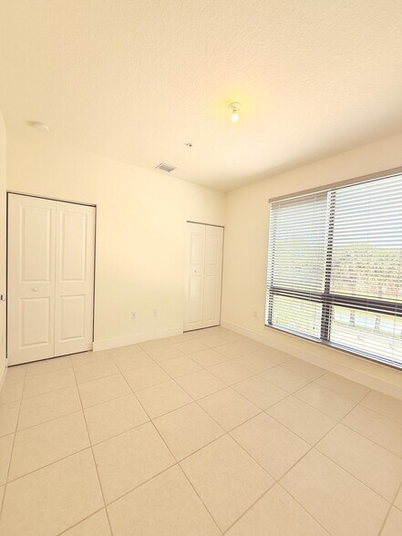 Building Photo - 8001 NW 41st St