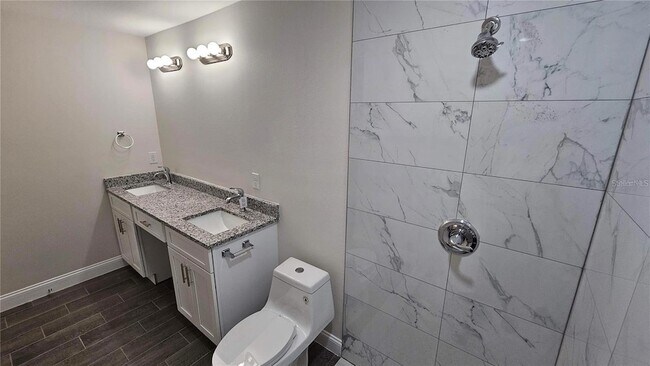 Building Photo - 602 Lime Ave