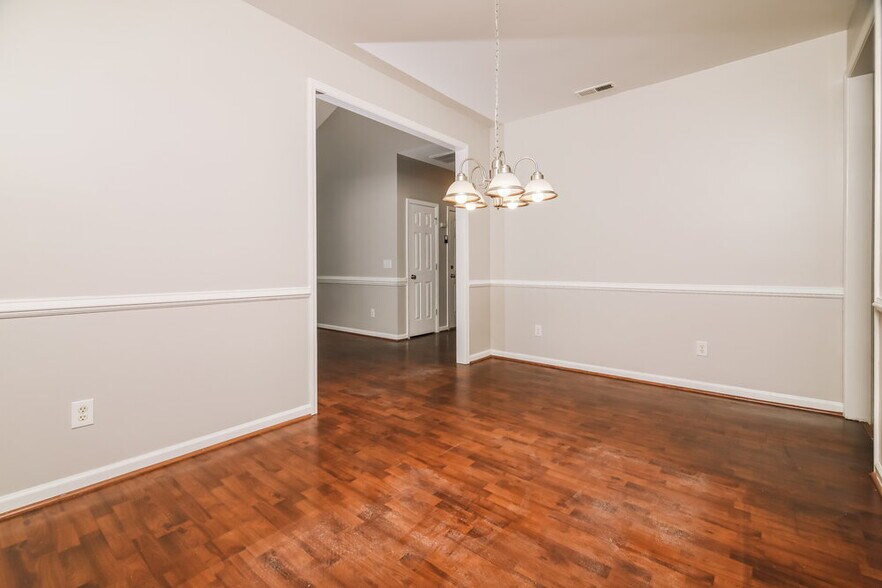 Building Photo - 1238 Braemar Highland Dr