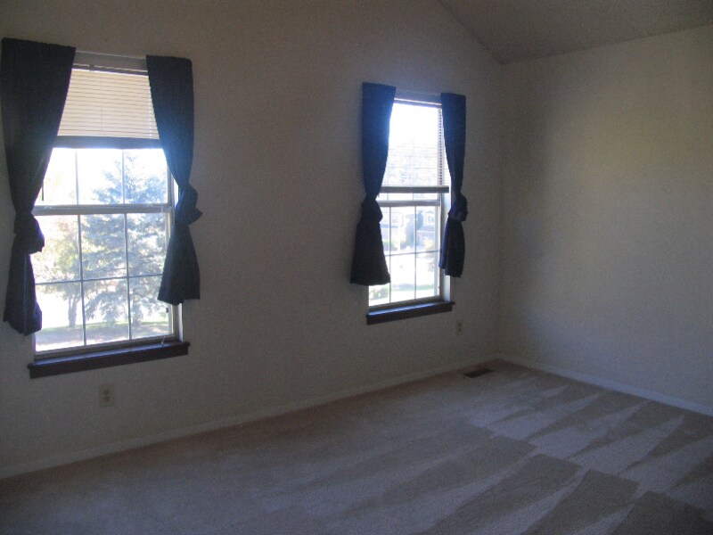 Building Photo - 2228 Palm Dr