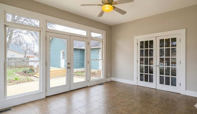 Building Photo - 402 Laurel St