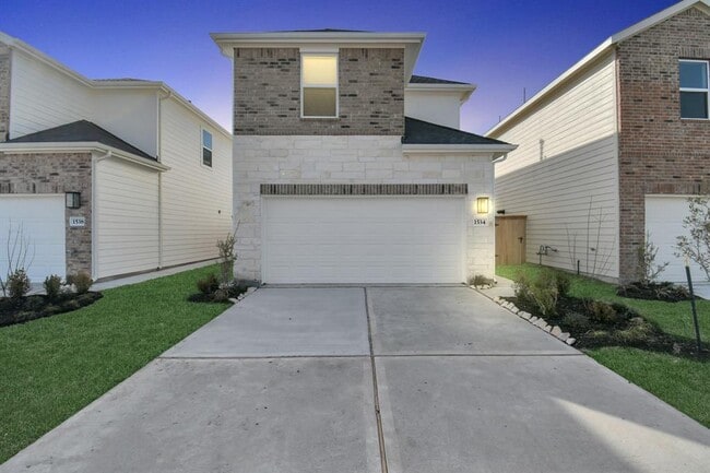 Building Photo - 1534 Revolution Way