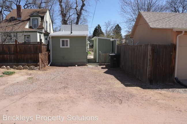 Building Photo - 1320 N El Paso St