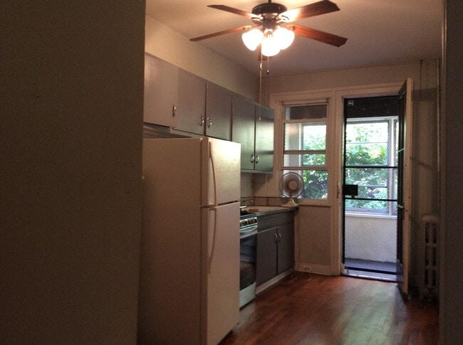 Building Photo - 146 Daniel Low Ter