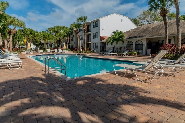 Building Photo - ONE BEDROOM ONE BATHROOM! WATERFRONT COMMU...