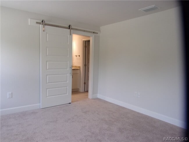 Building Photo - 215 Bittern Lp