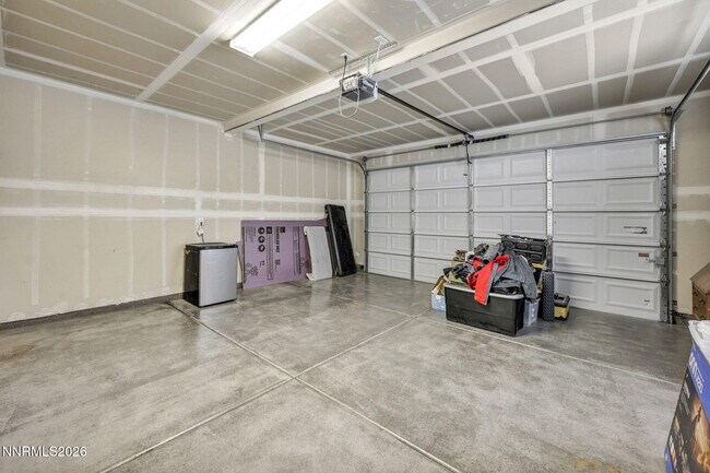 Building Photo - 3680 Coastal St