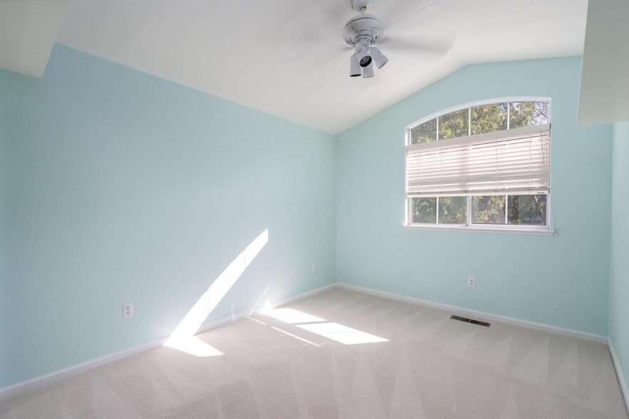Building Photo - 2532 Tapestry Way