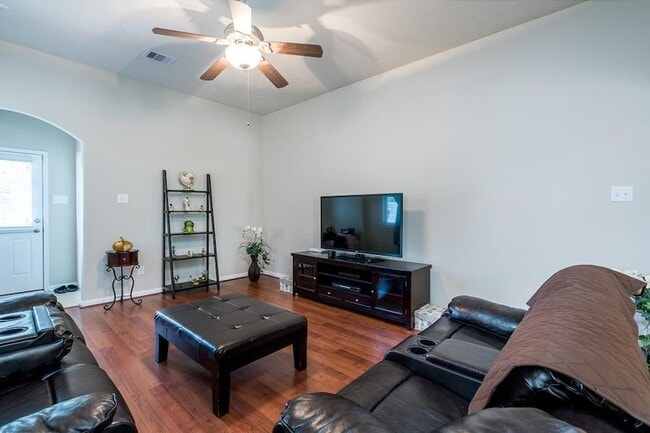 Building Photo - 6503 Evanmill Ln